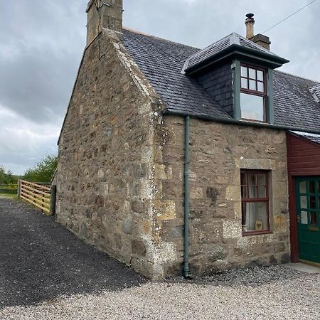Quirky Highland Cottage With Stunning Views Fearn Lodge Екстер'єр фото