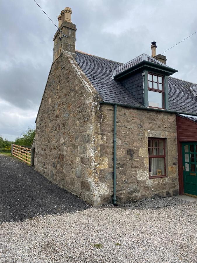 Quirky Highland Cottage With Stunning Views Fearn Lodge Екстер'єр фото