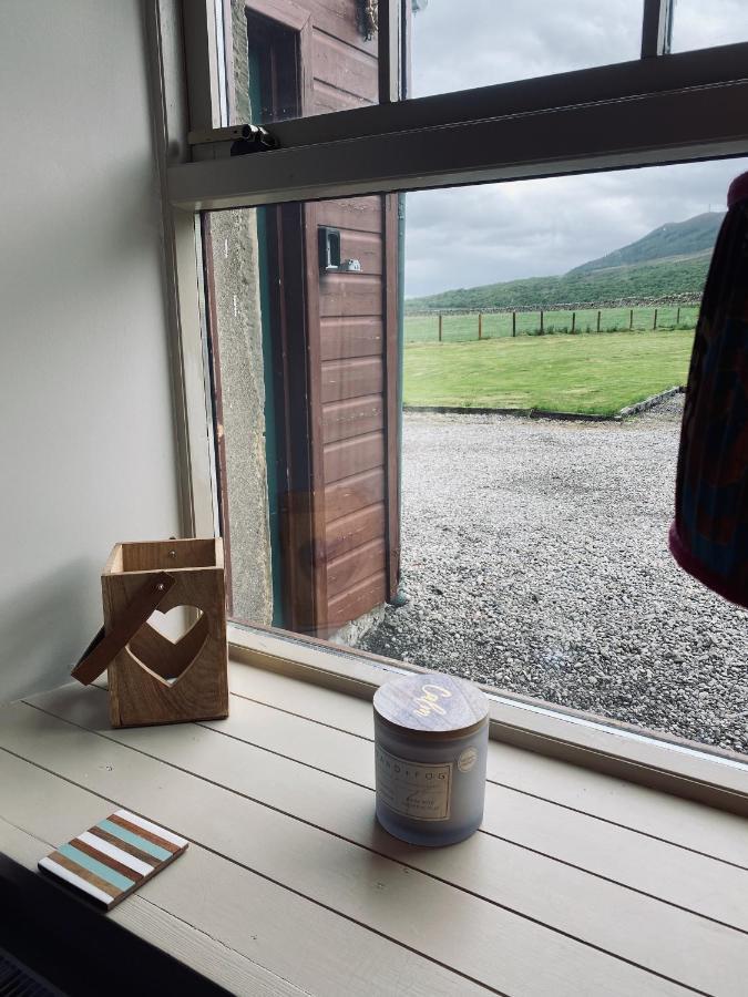 Quirky Highland Cottage With Stunning Views Fearn Lodge Екстер'єр фото