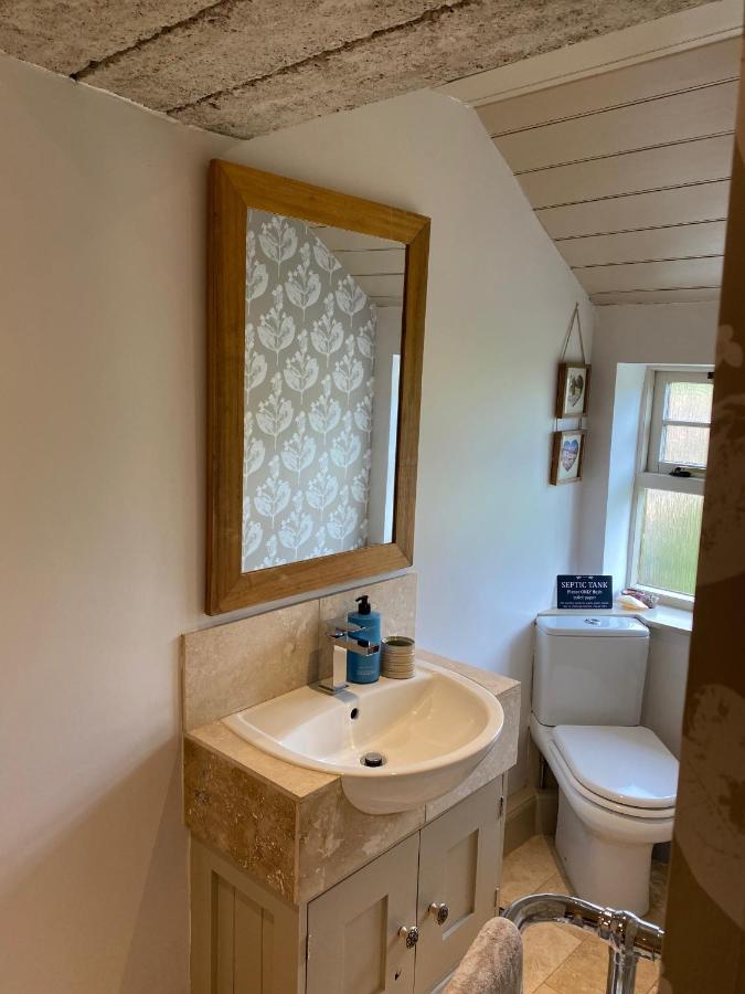 Quirky Highland Cottage With Stunning Views Fearn Lodge Екстер'єр фото