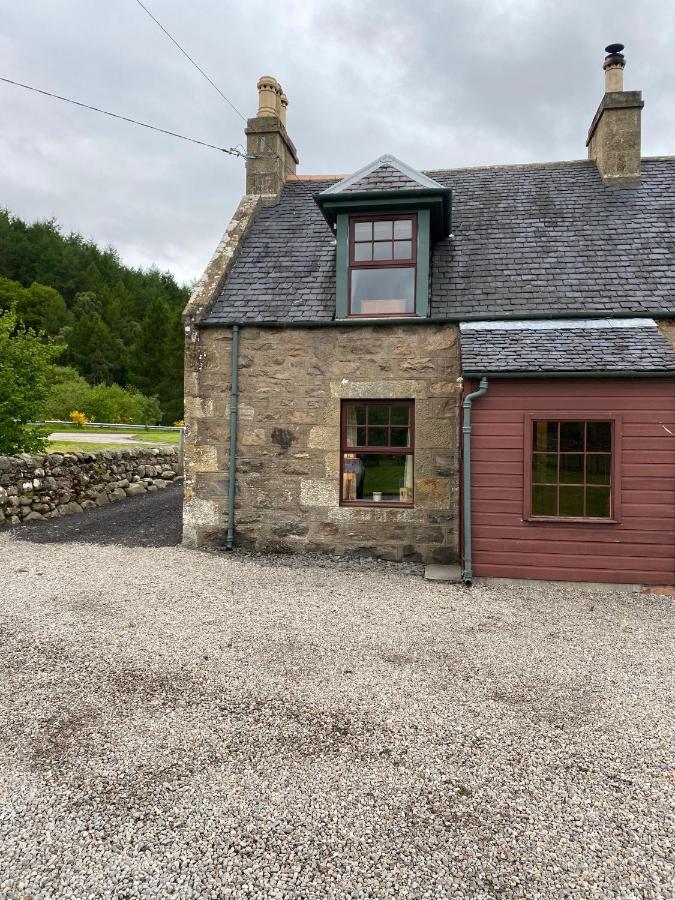 Quirky Highland Cottage With Stunning Views Fearn Lodge Екстер'єр фото